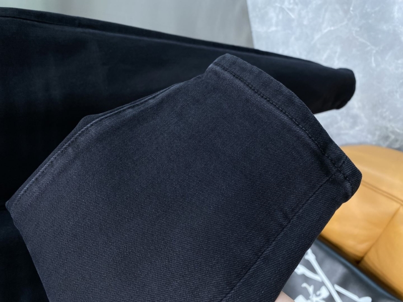 Bv*b*rry jeans